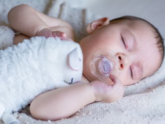 Pościel dla niemowlaka – na co zwracać uwagę przy wyborze?