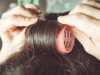 Wałki do włosów – co warto wiedzieć?