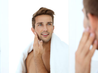 Skóra po goleniu – jak odpowiednio nawilżyć i złagodzić podrażnienia po depilacji