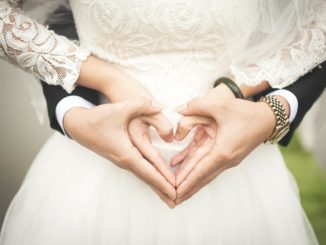 Idealna suknia ślubna – czyli jaka? Podpowiadamy, na co zwrócić uwagę