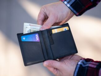 Jak wybrać portfel skórzany?