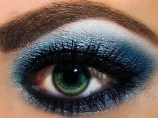 Niebieski makijaż oczu – zasady