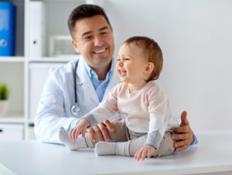 USG bioderek niemowląt – dlaczego badanie jest potrzebne?