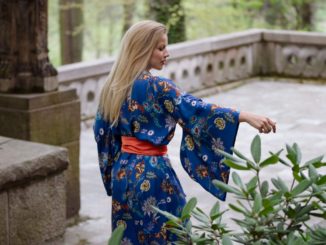 Kimona damskie – sprawdź oryginalne i modne wzory