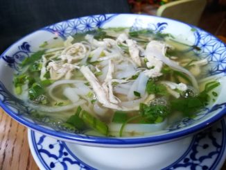 Jak zrobić Wietnamską zupę pho? Prosty przepis